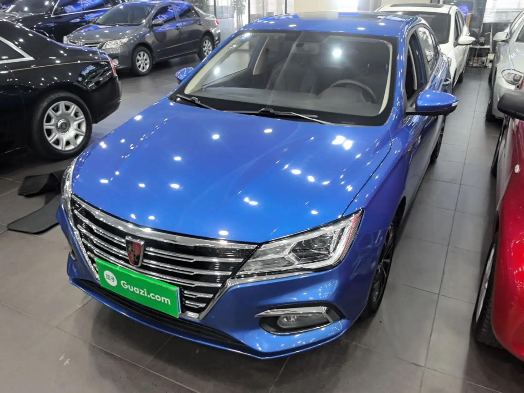 Roewe i5 2020 1.5L Automatic 4G Connect Luxury Flagship Edition — миниатюра 1