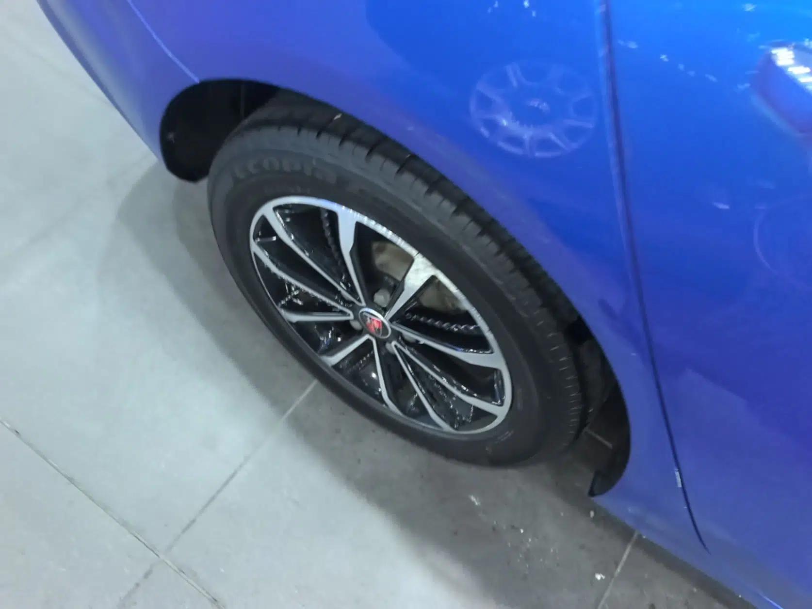 Roewe i5 2020 1.5L Automatic 4G Connect Luxury Flagship Edition — миниатюра 11