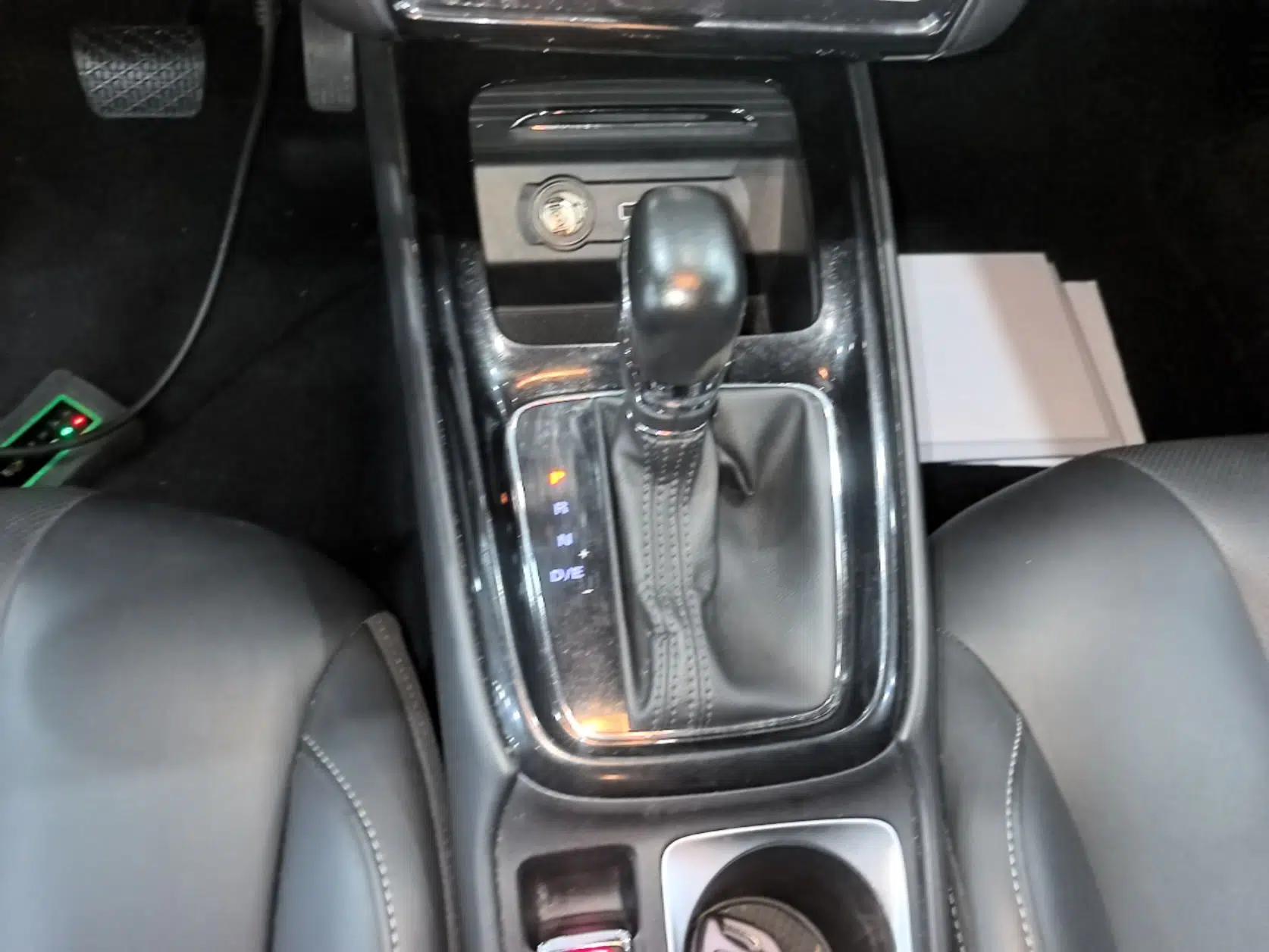 Roewe i5 2020 1.5L Automatic 4G Connect Luxury Flagship Edition — миниатюра 16