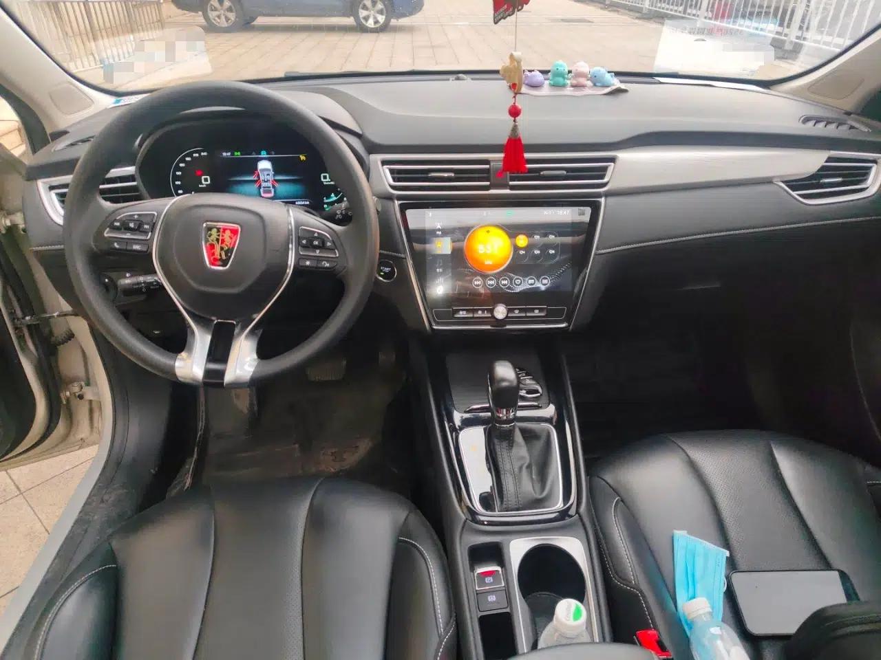 Roewe i5 2020 1.5L Automatic 4G Connect Luxury Flagship Edition — миниатюра 9