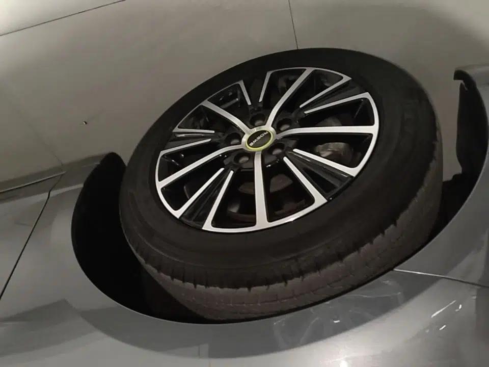 Roewe i5 2021 1.5L Manual Platinum Edition — миниатюра 10