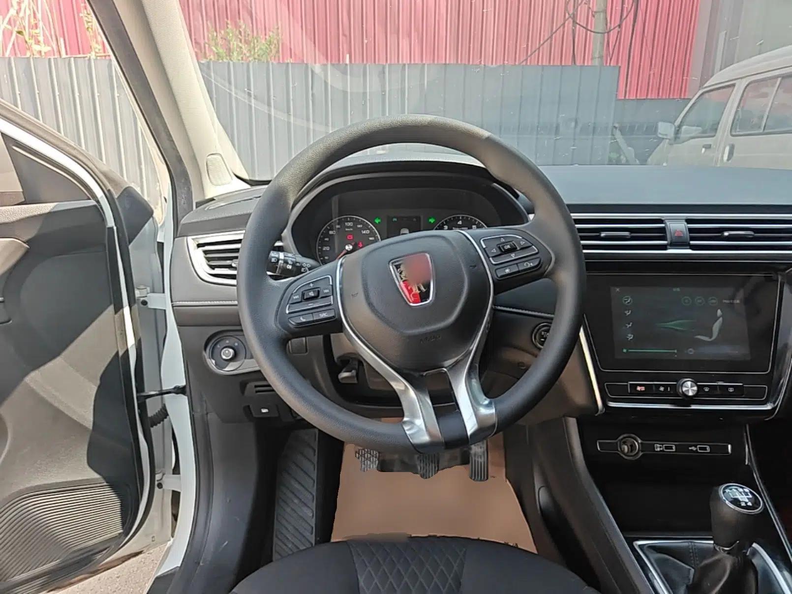 Roewe i5 2020 1.5L Manual 4G Connect Luxury Edition — миниатюра 13