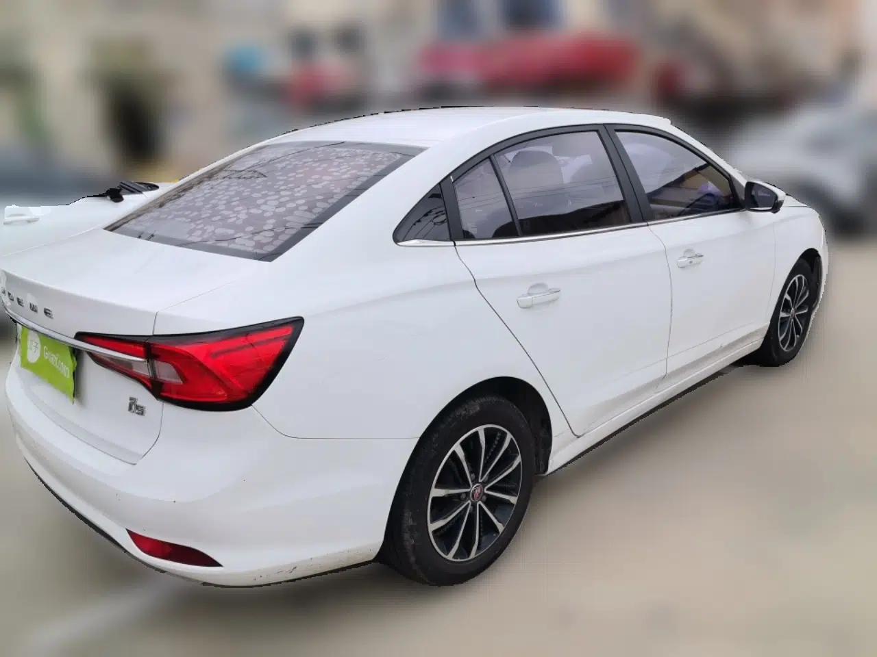 Roewe i5 2020 1.5L Automatic 4G Connect Luxury Flagship Edition — миниатюра 6