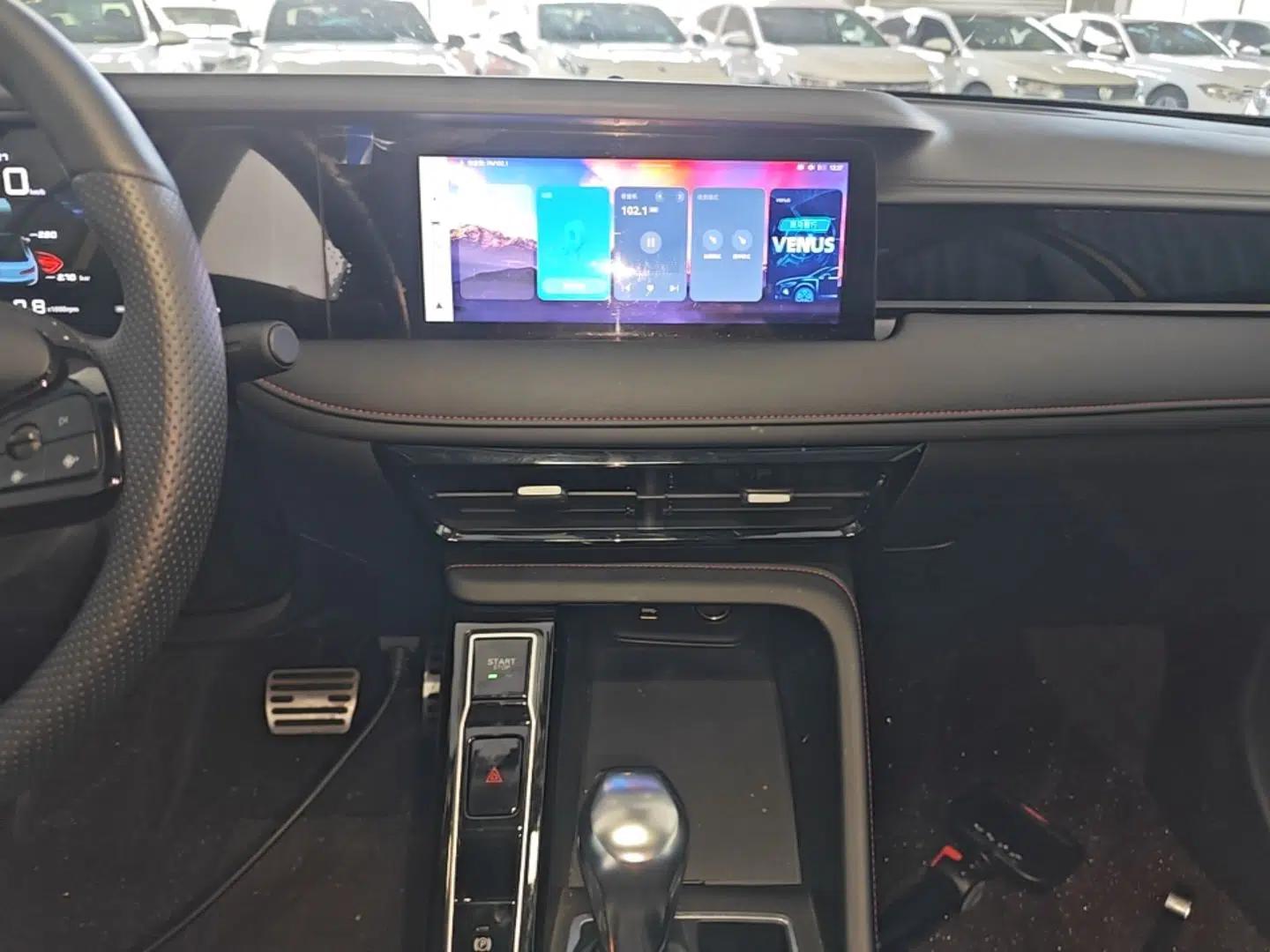 Roewe i5 2023 1.5L CVT Flagship Edition — миниатюра 15