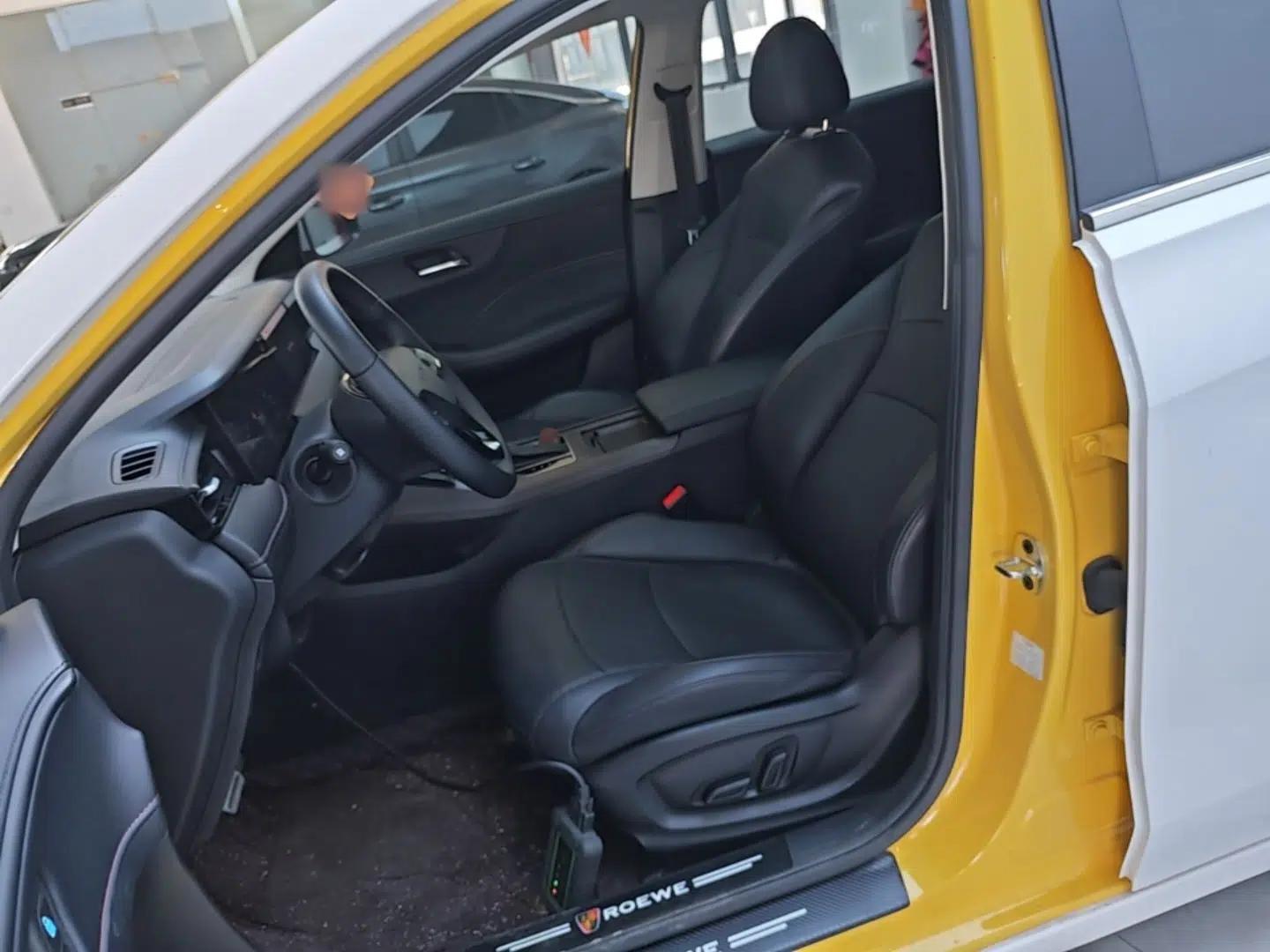 Roewe i5 2023 1.5L CVT Flagship Edition — миниатюра 17