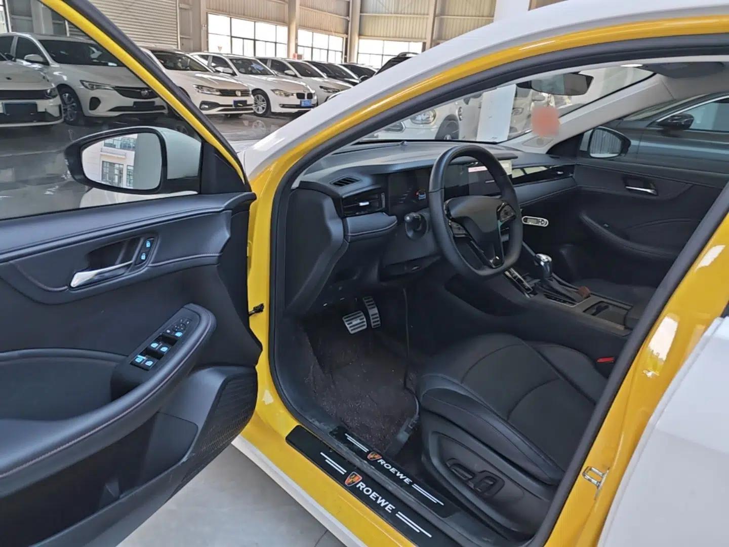 Roewe i5 2023 1.5L CVT Flagship Edition — миниатюра 18