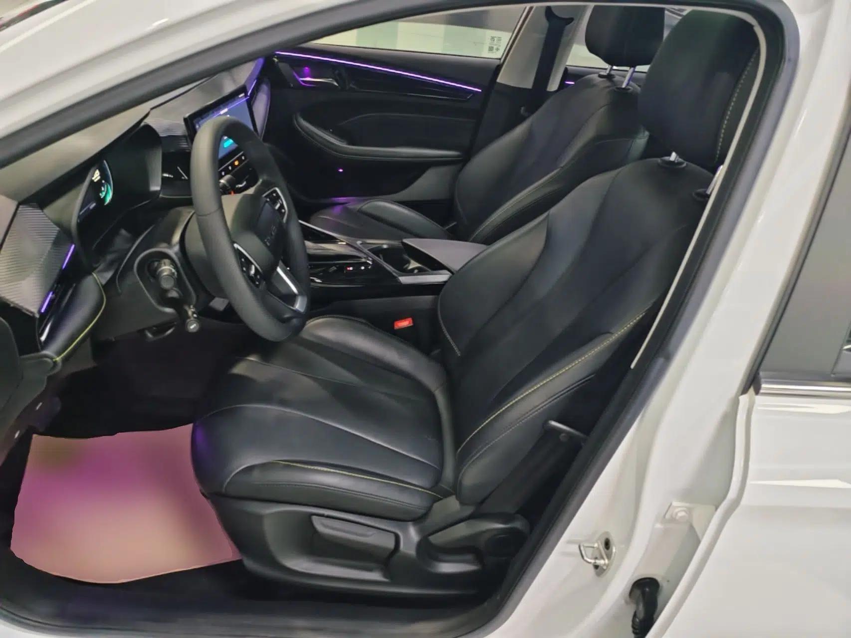 Roewe i5 2021 Revised Version 1.5L CVT Diamond Edition — миниатюра 17