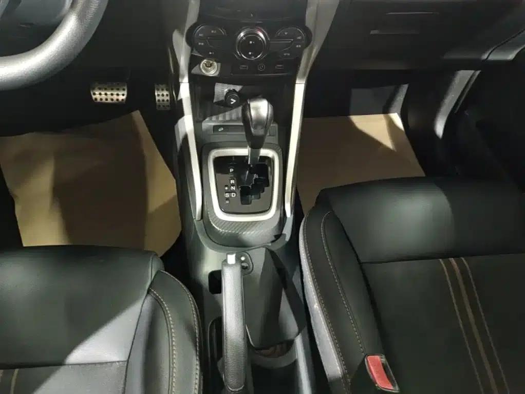 2017 Yuan 1.5L Automatic Cool Connected Edition — миниатюра 14