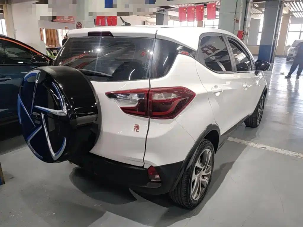 2017 Yuan 1.5L Automatic Cool Connected Edition — миниатюра 7