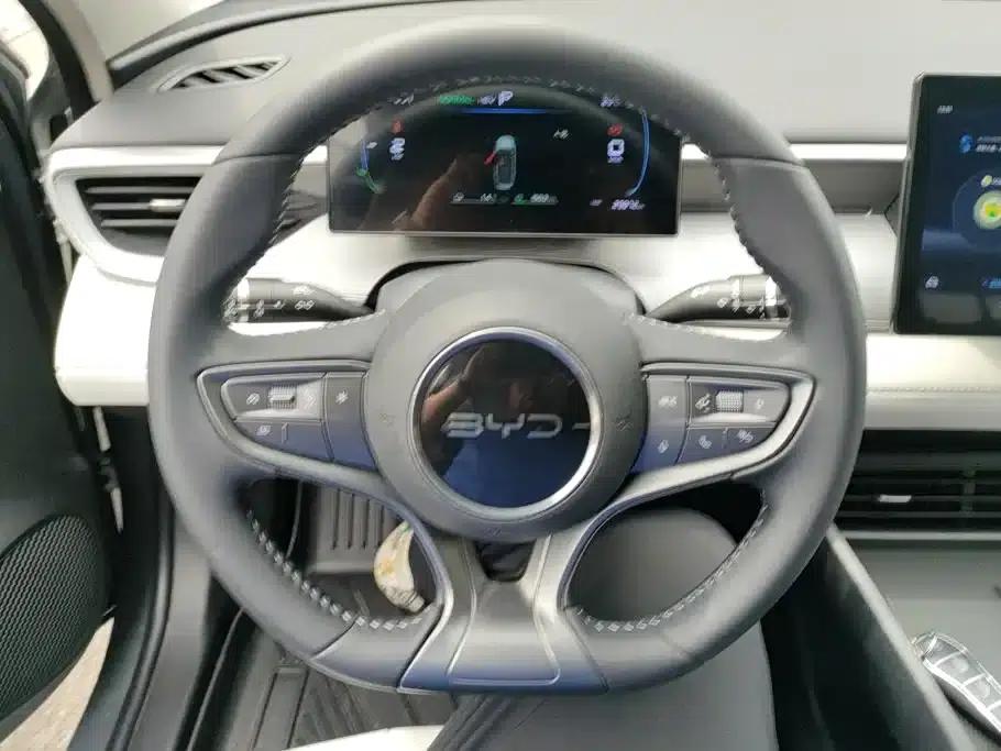 Seal 05 DM-i 2025 DM-i Intelligent Driving Edition 55KM Luxury Model — миниатюра 15