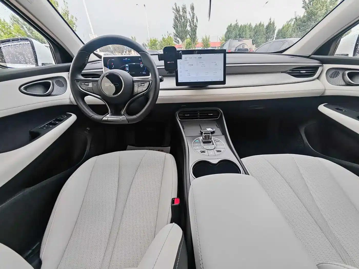 Seal 05 DM-i 2025 DM-i Intelligent Driving Edition 55KM Luxury Model — миниатюра 4