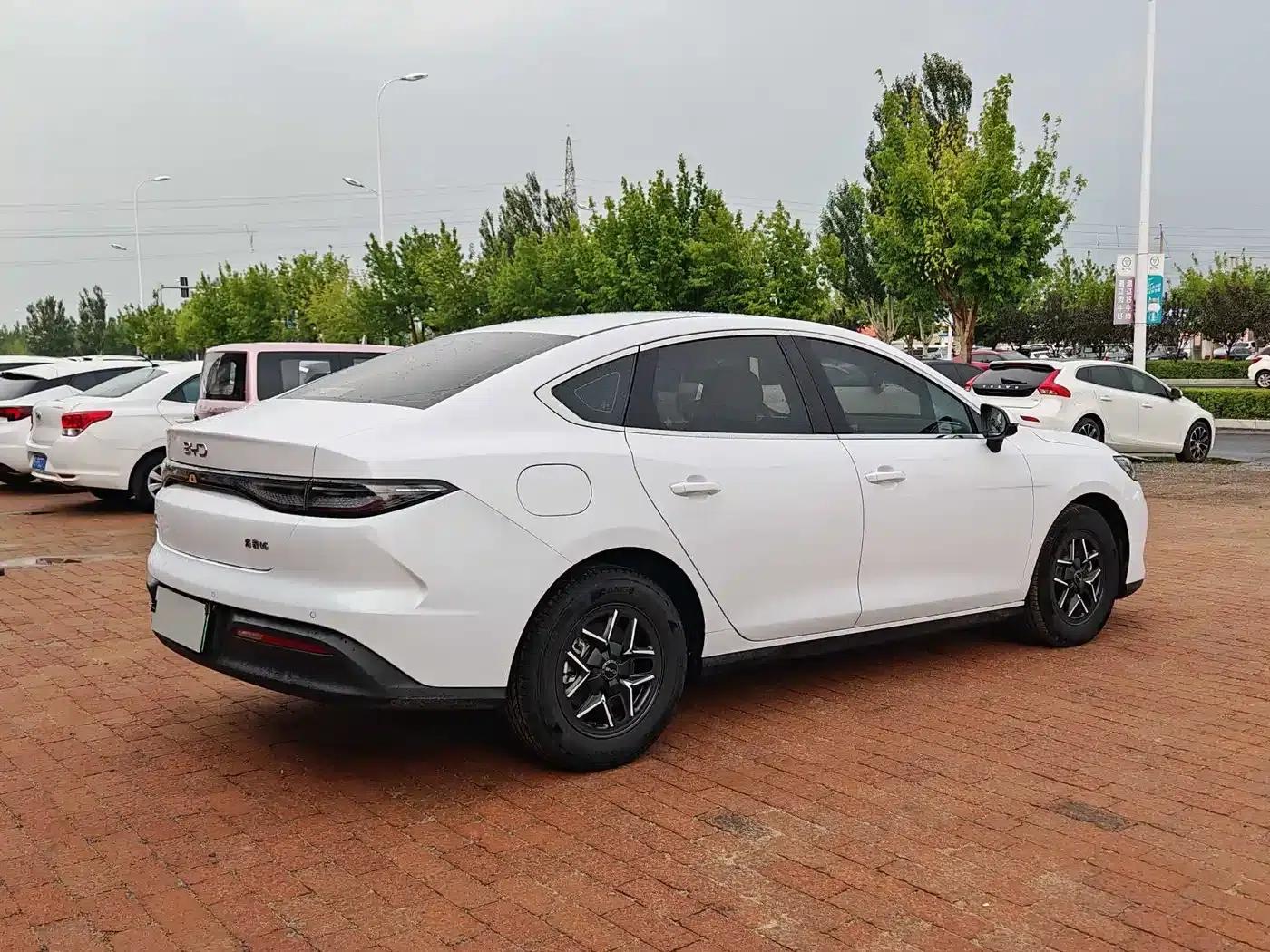 Seal 05 DM-i 2025 DM-i Intelligent Driving Edition 55KM Luxury Model — миниатюра 9
