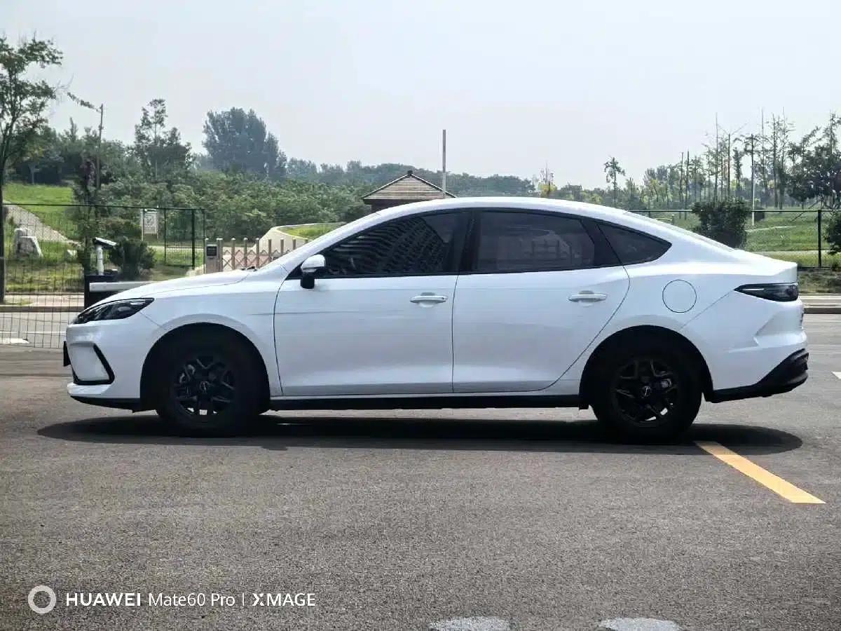 Seal 05 DM-i 2025 DM-i Intelligent Driving Edition 55KM Luxury Model — миниатюра 4