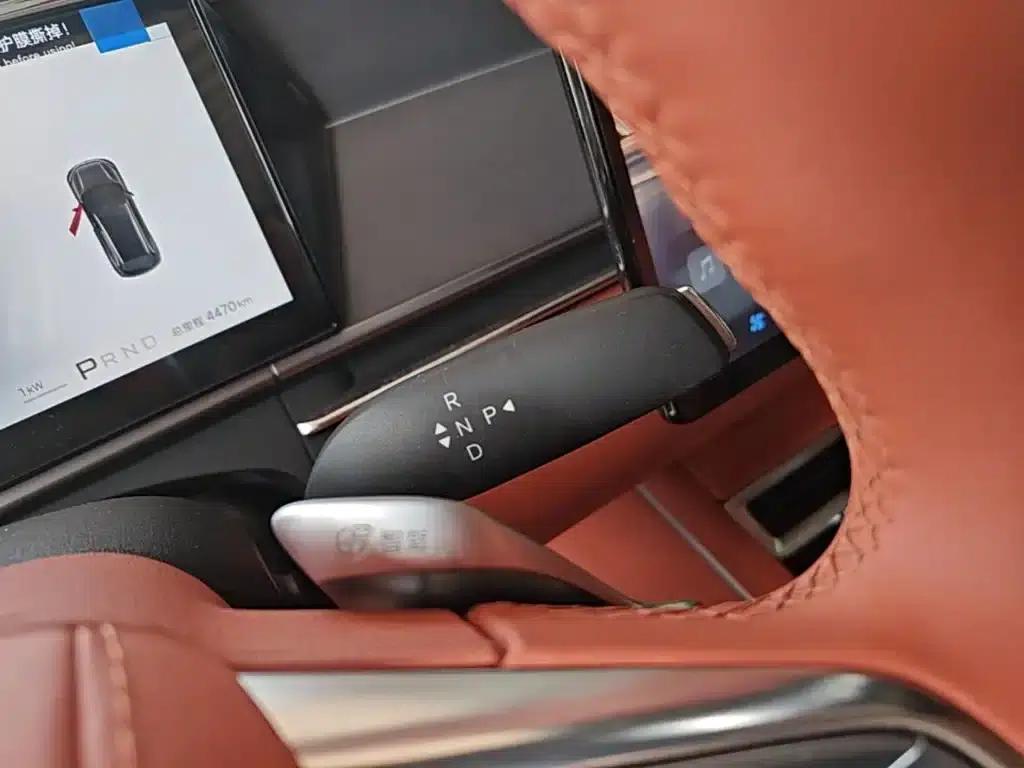 Tang L 2025 EV 600KM Four-Wheel Drive LiDAR Flagship Edition — миниатюра 14