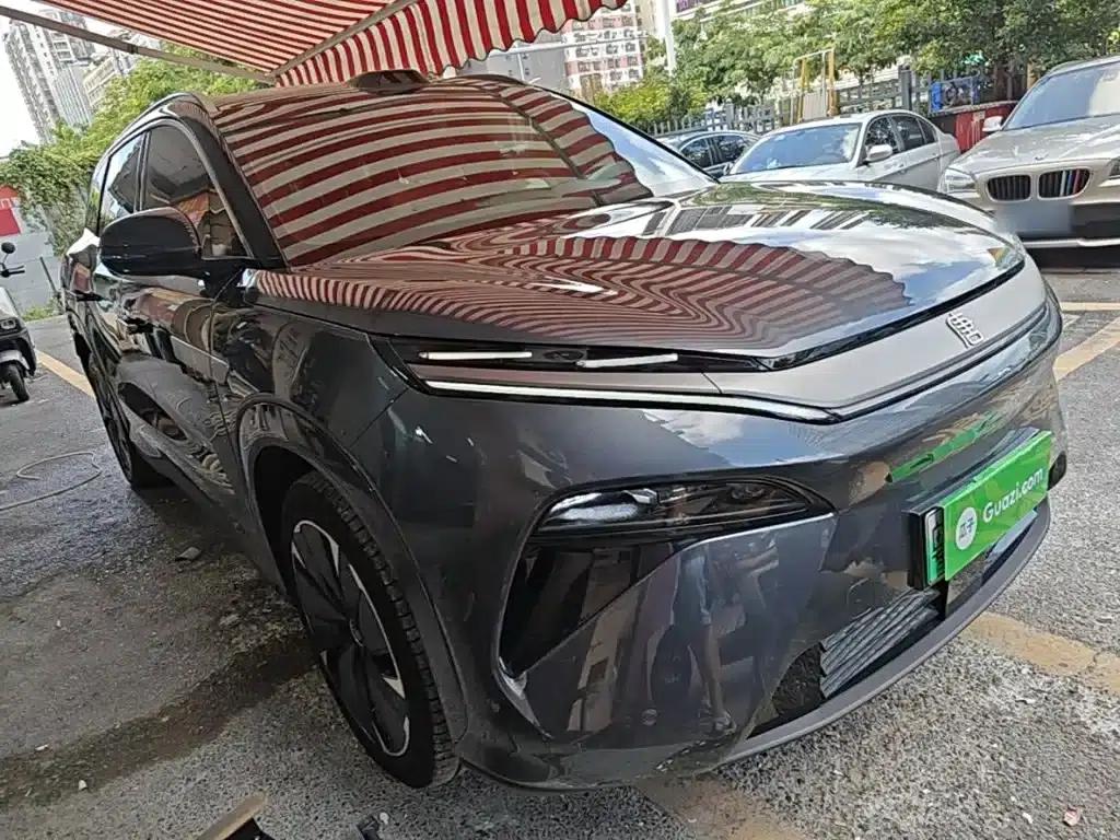 Tang L 2025 EV 600KM Four-Wheel Drive LiDAR Flagship Edition — миниатюра 4