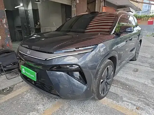 Tang L 2025 EV 600KM Four-Wheel Drive LiDAR Flagship Edition