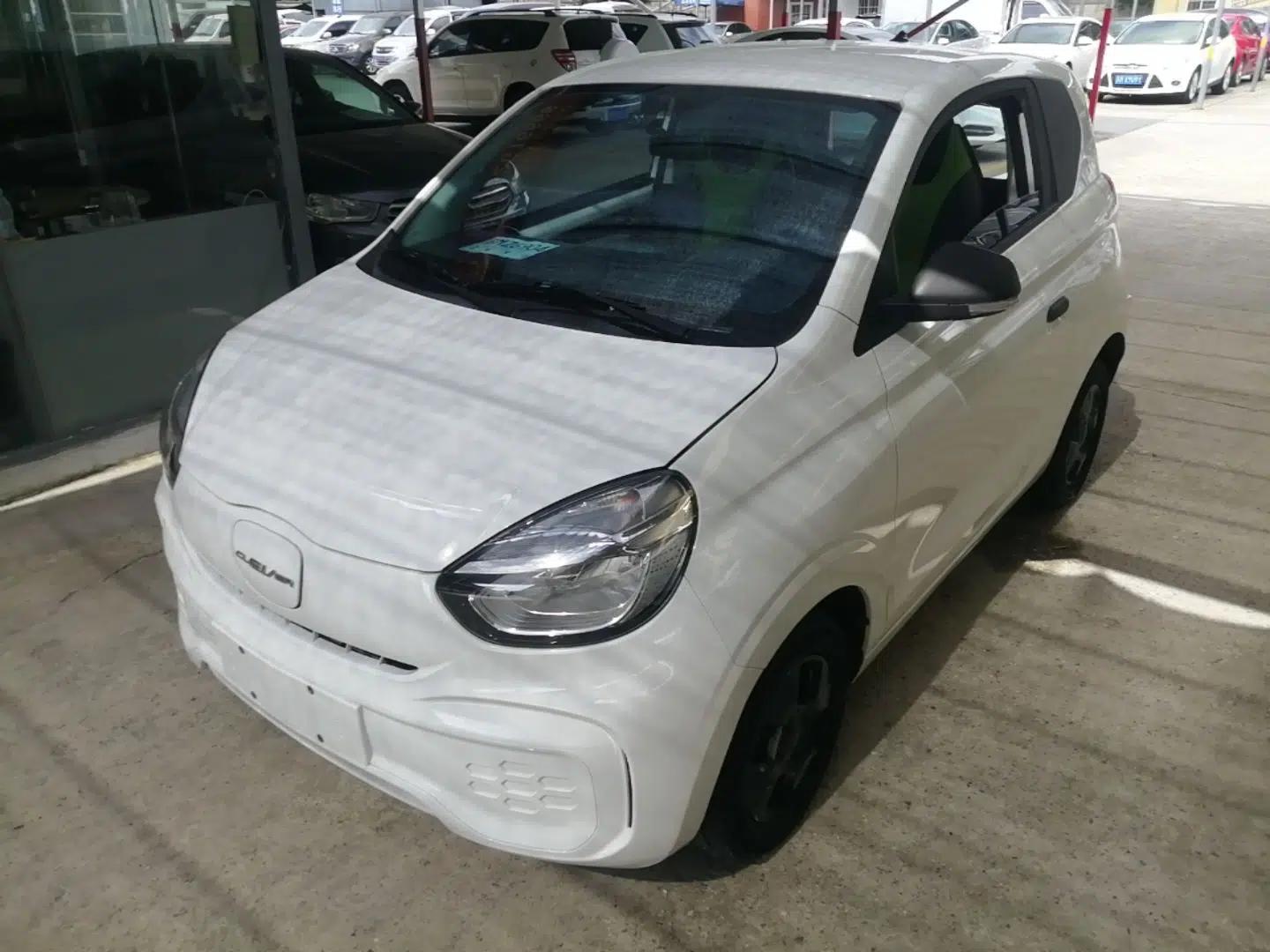Roewe Clever 2021 302km Excellence Edition — миниатюра 1