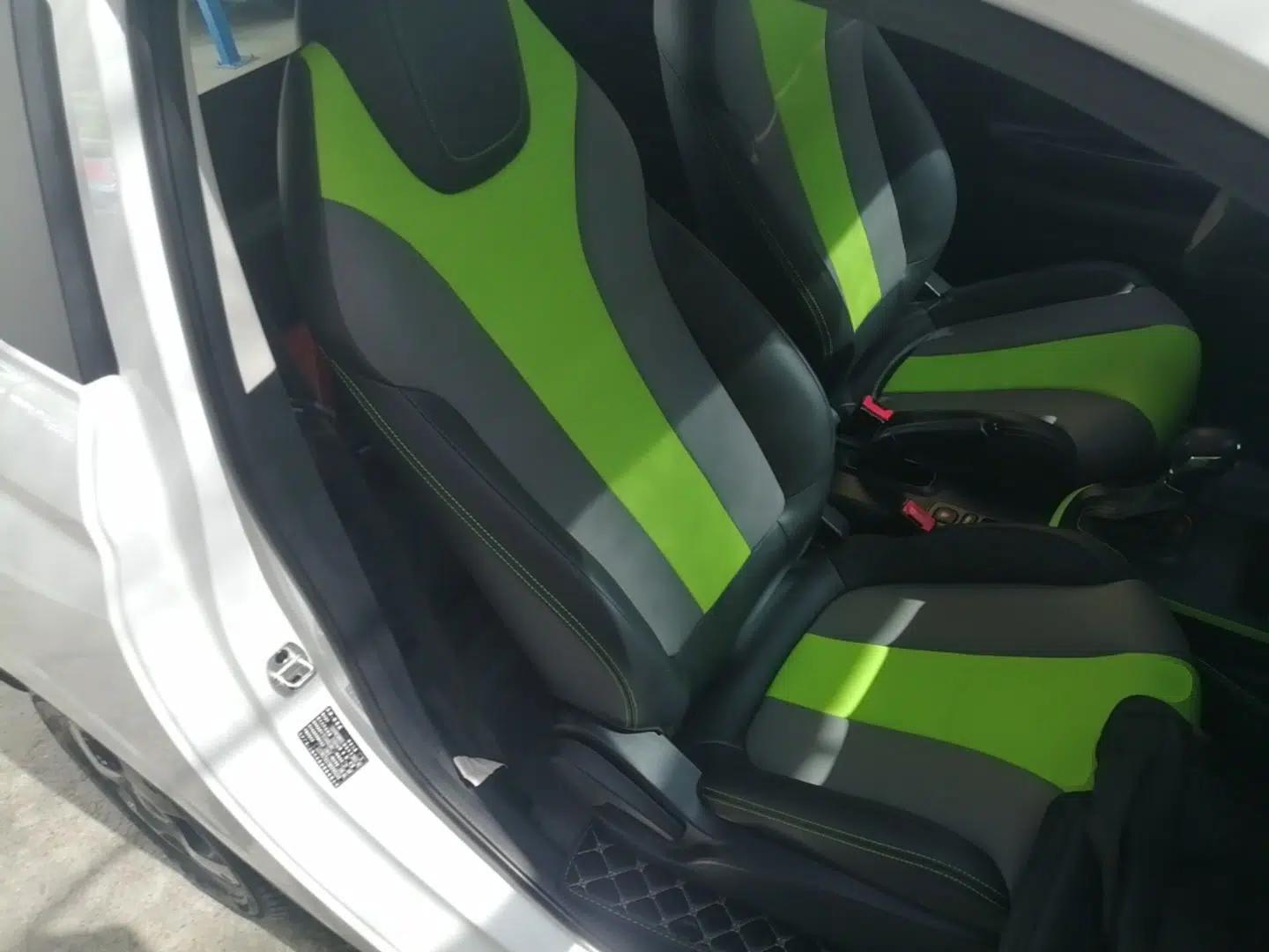 Roewe Clever 2021 302km Excellence Edition — миниатюра 19