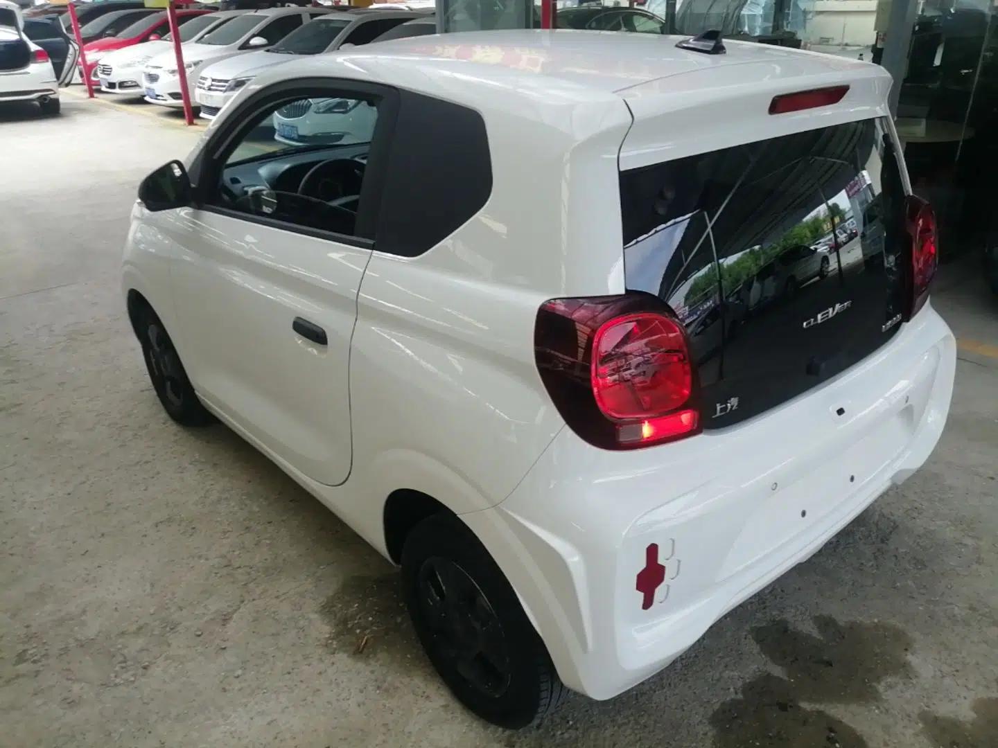 Roewe Clever 2021 302km Excellence Edition — миниатюра 4