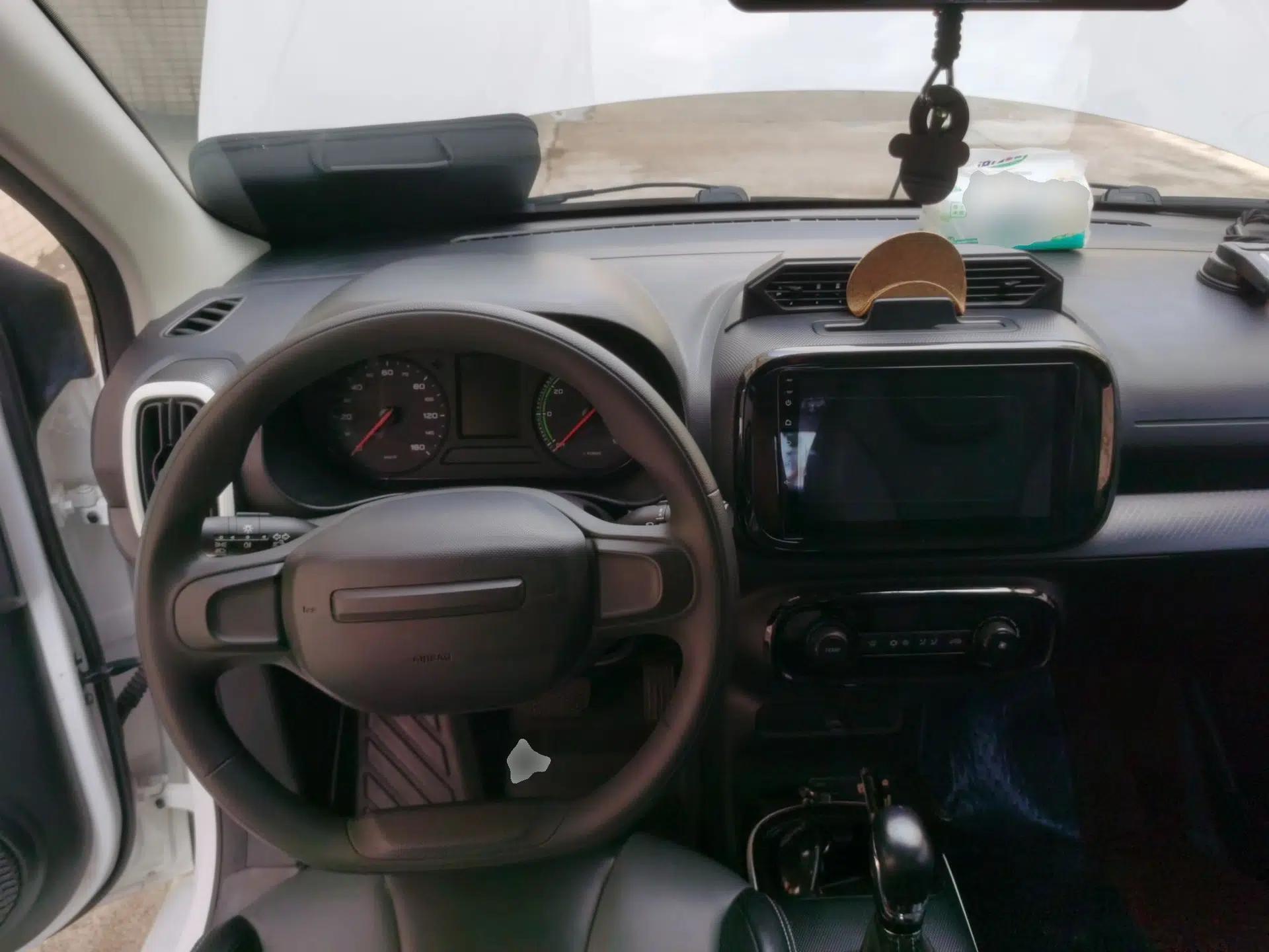 Roewe Clever 2022 311km QiQi BoBo Edition — миниатюра 10