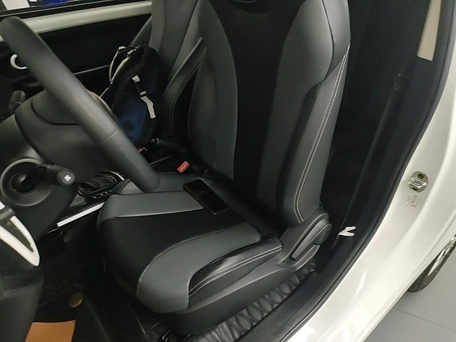 Roewe Clever 2022 311km QiQi BoBo Edition — миниатюра 17