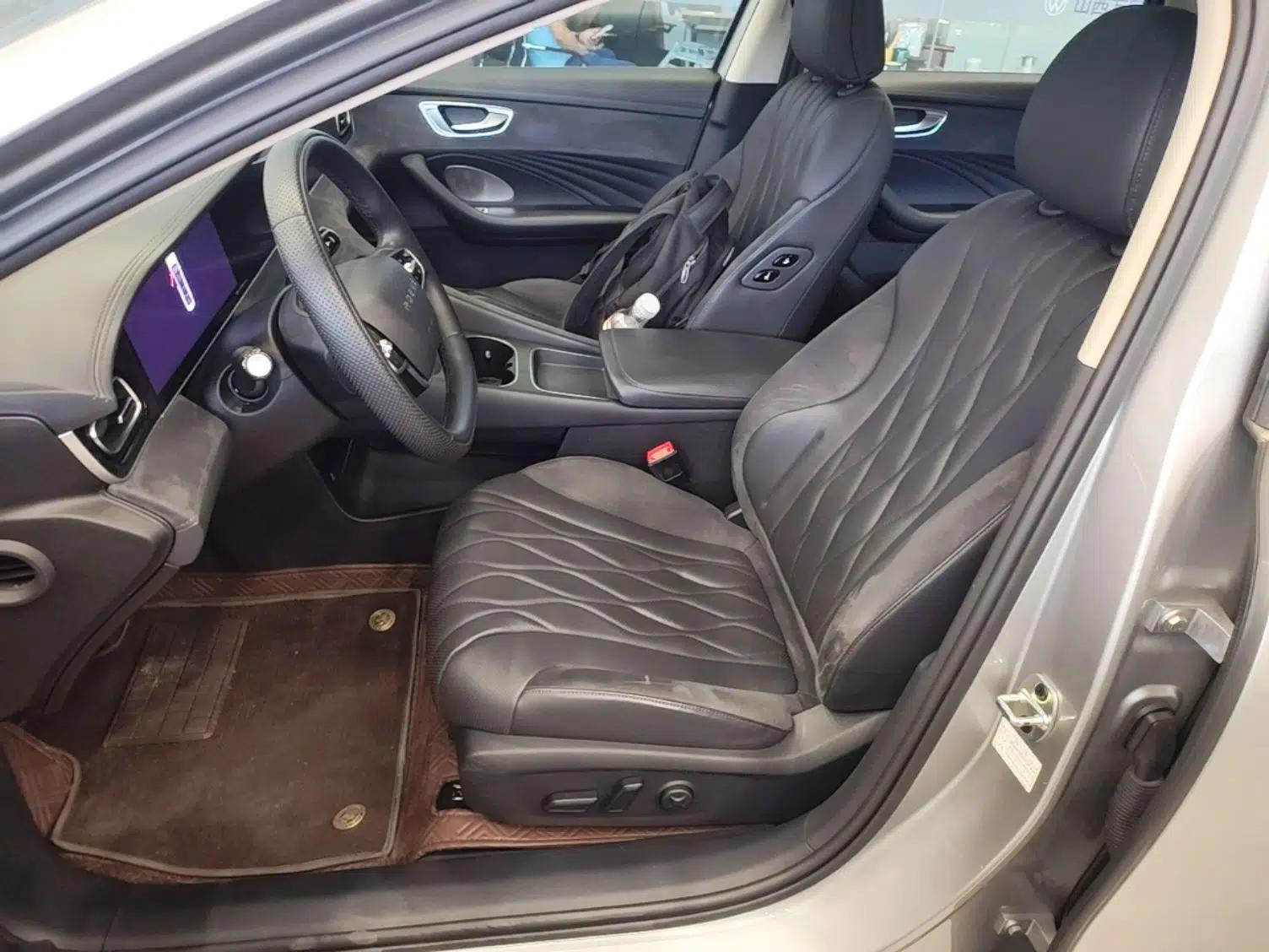 Roewe D7 2023 DMH 125km Flagship Edition — миниатюра 17