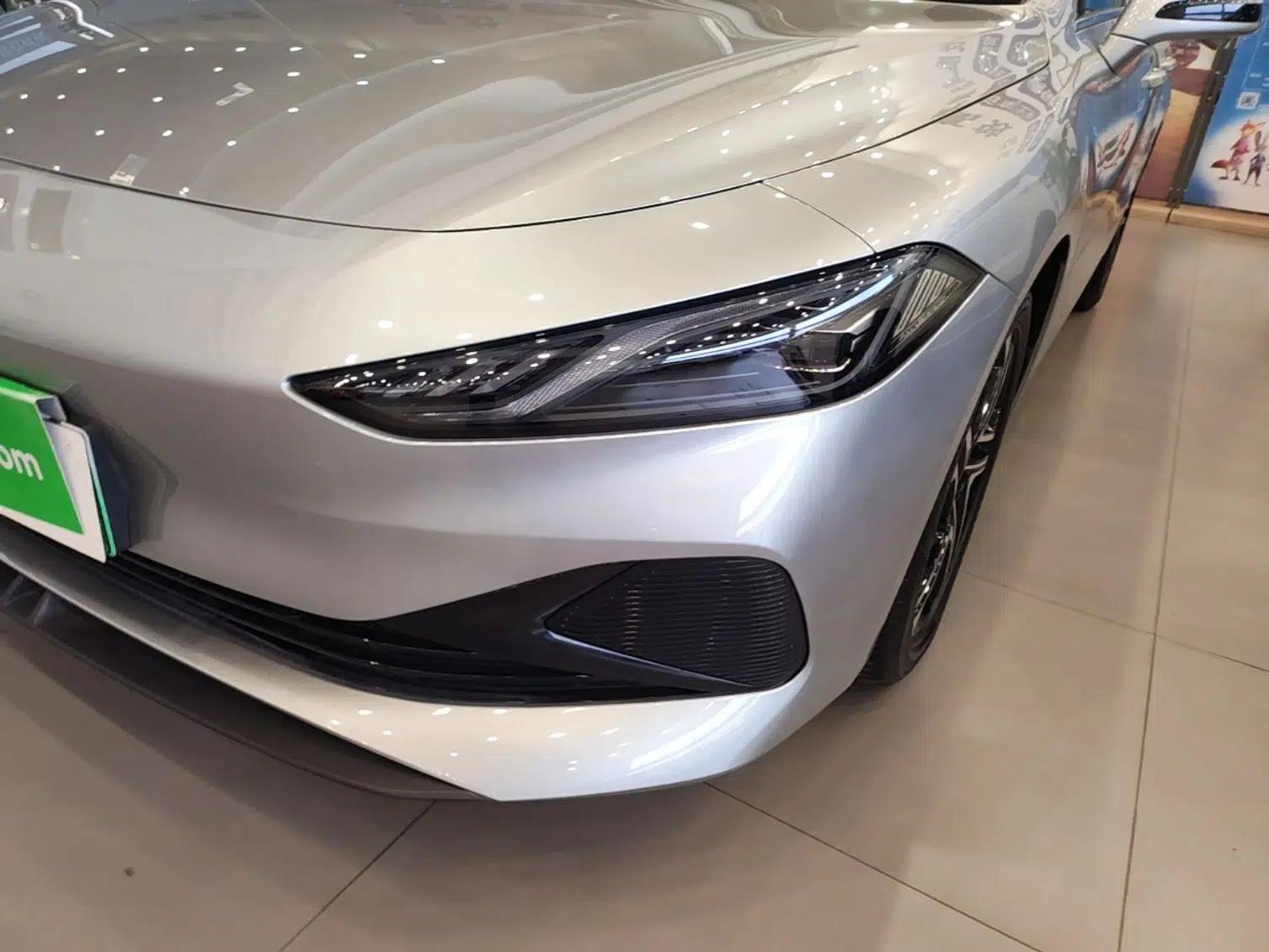 Roewe D7 2023 DMH 125km Flagship Edition — миниатюра 8
