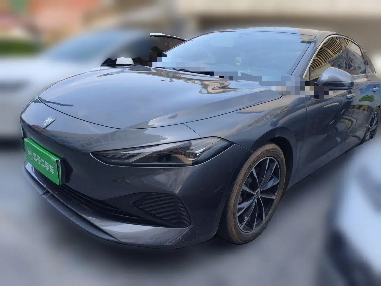 Roewe D7 2025 DMH 125km World Champion Edition — миниатюра 1
