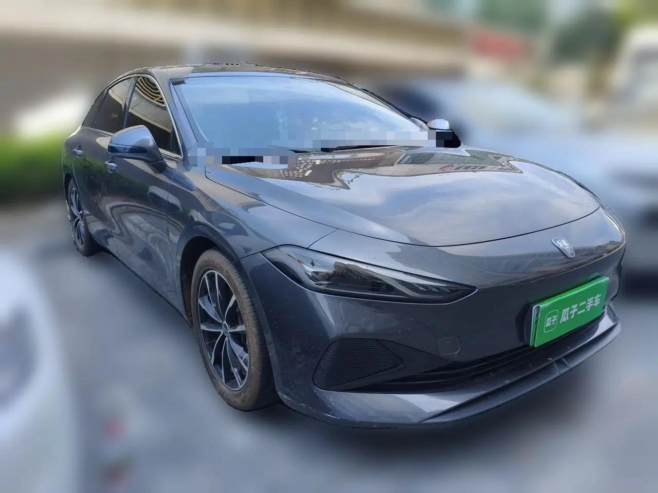 Roewe D7 2025 DMH 125km World Champion Edition — миниатюра 3