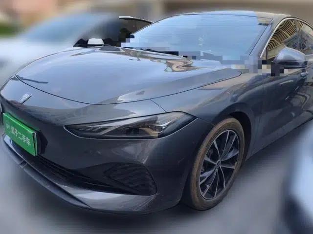 Roewe D7 2025 DMH 125km World Champion Edition