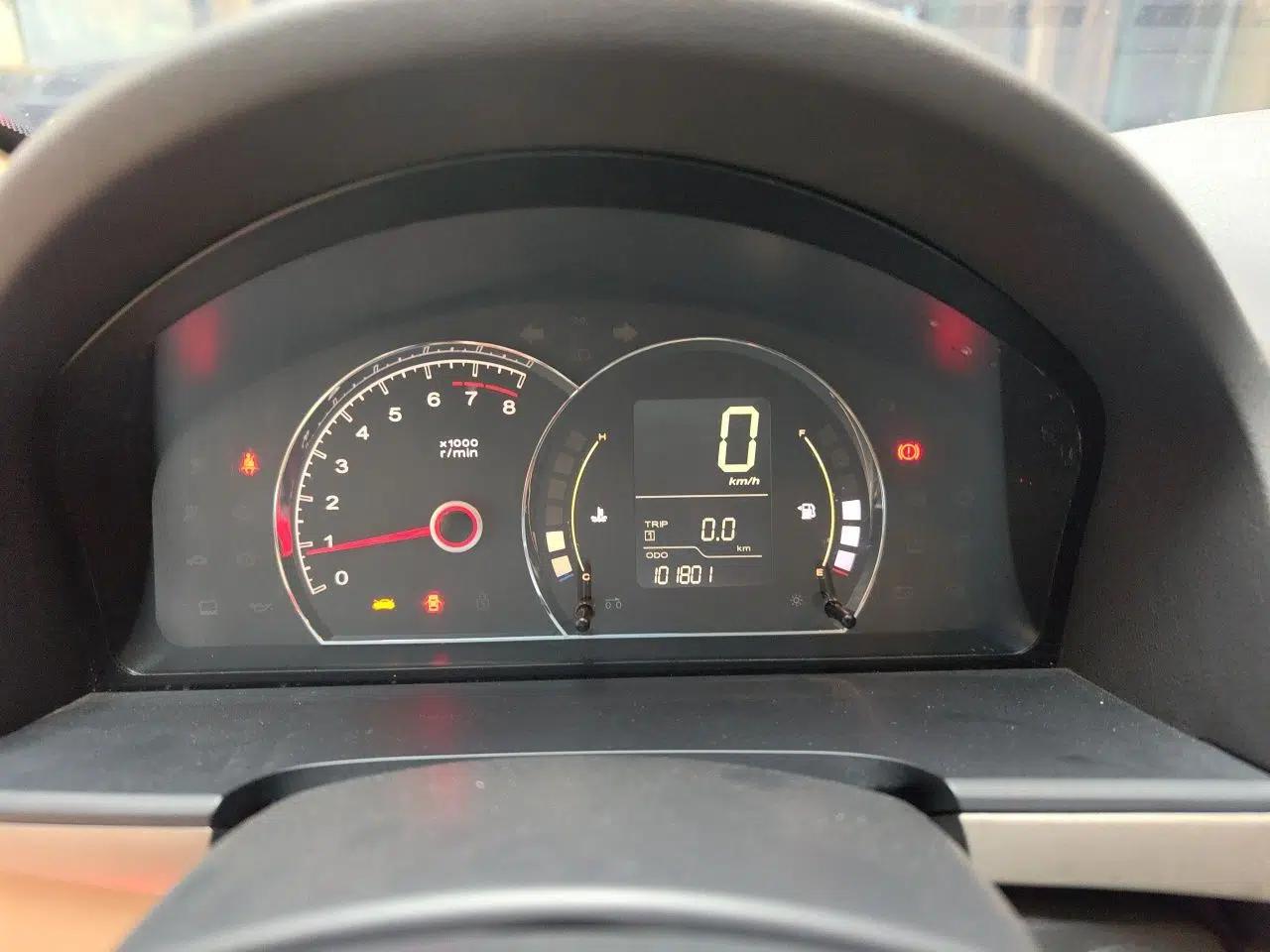Roewe 350 2011 350S 1.5L Manual Xunchi Edition — миниатюра 11