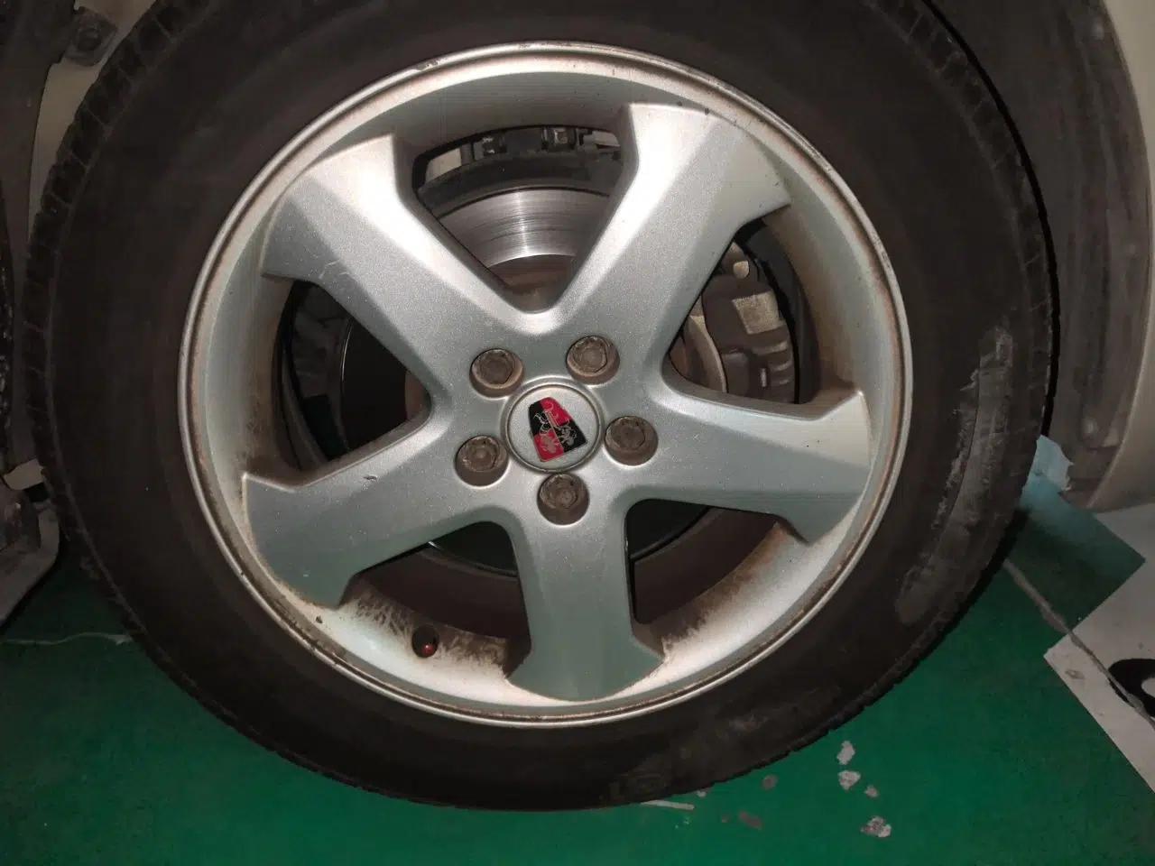 Roewe 350 2013 350C 1.5L Automatic Xunyue Edition — миниатюра 8