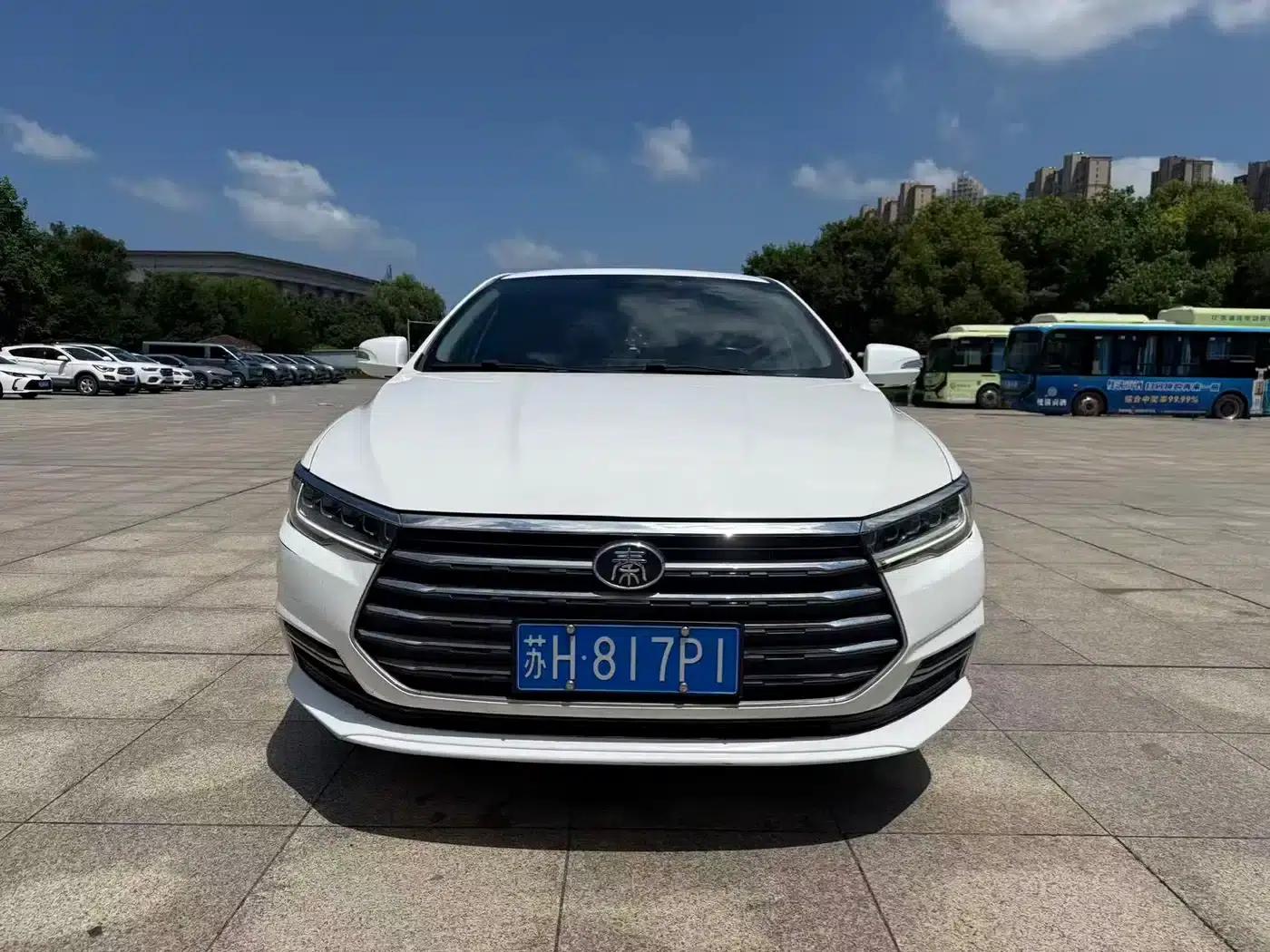 Qin 2019 1.5L Automatic Premium Edition — миниатюра 2