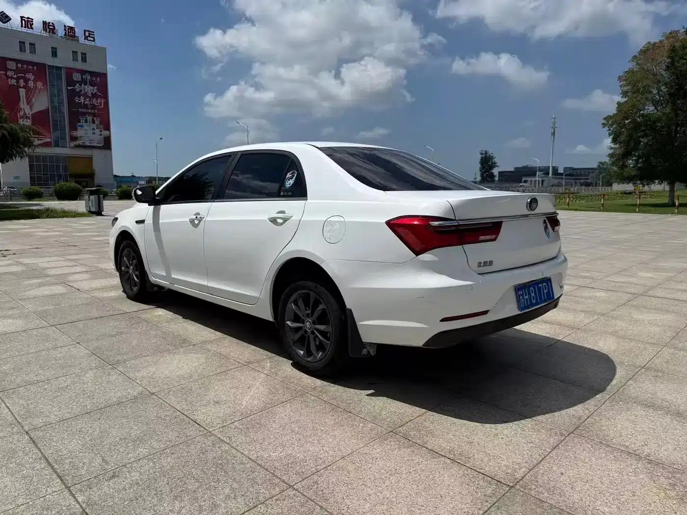 Qin 2019 1.5L Automatic Premium Edition — миниатюра 9