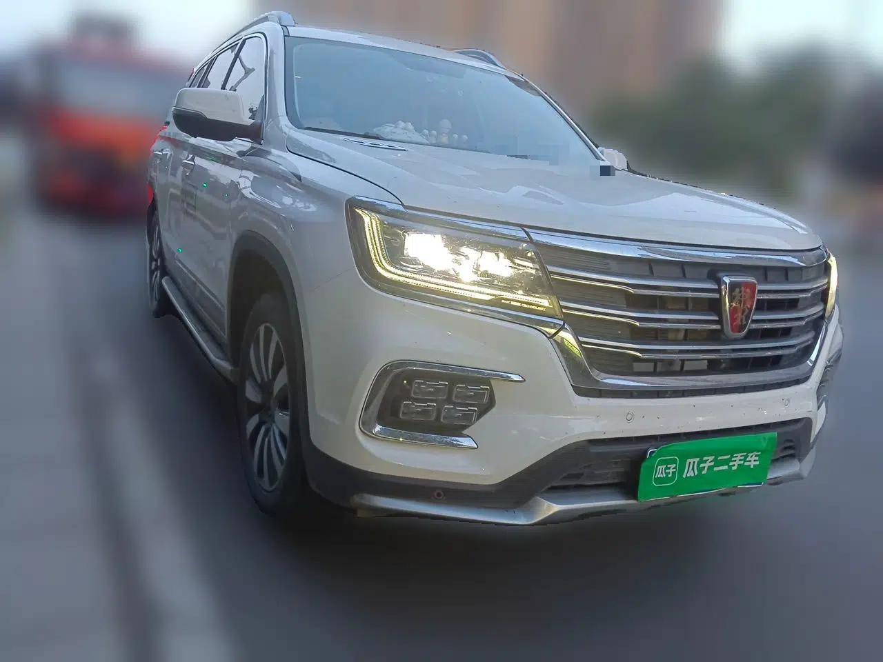 Roewe RX8 2018 30T Smart Connectivity Two-Wheel Drive Flagship Edition — миниатюра 3