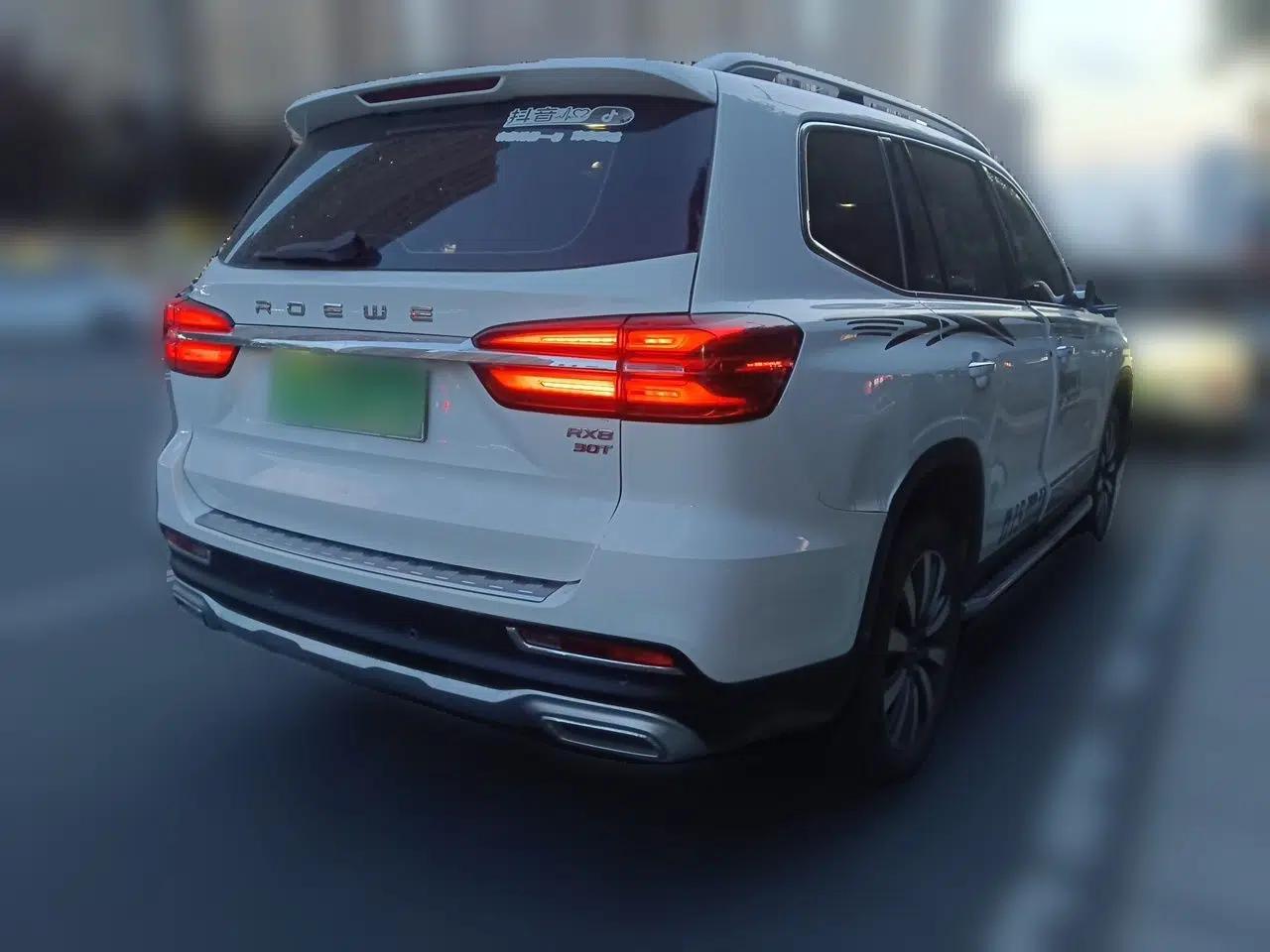 Roewe RX8 2018 30T Smart Connectivity Two-Wheel Drive Flagship Edition — миниатюра 6