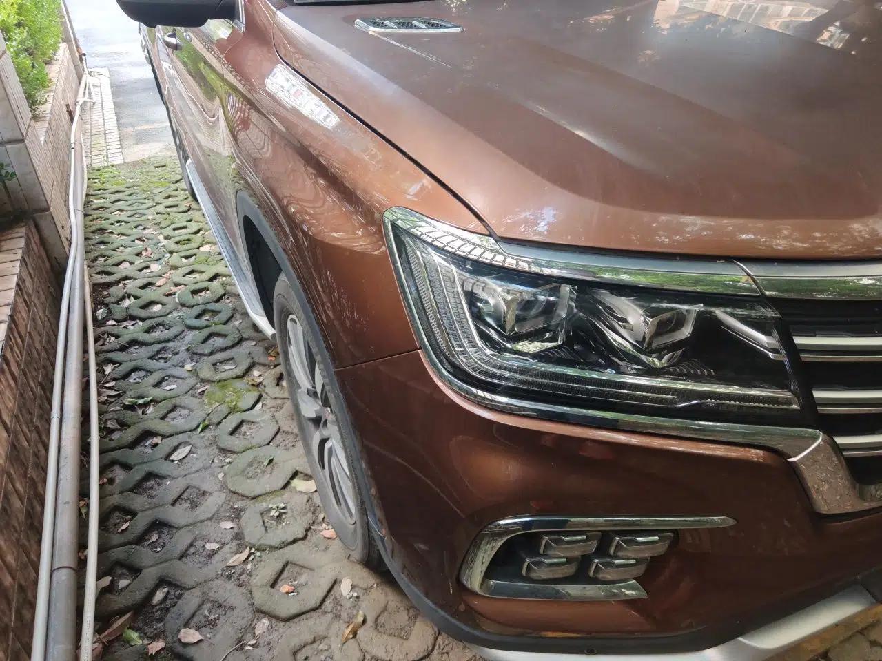 Roewe RX8 2018 30T Smart Connectivity Two-Wheel Drive Flagship Edition — миниатюра 7
