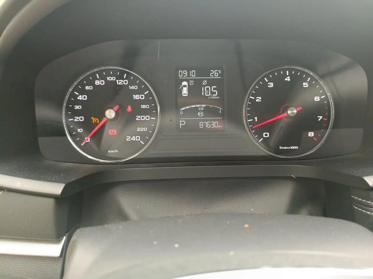 Roewe i6 2018 20T Automatic Flagship Edition — миниатюра 12