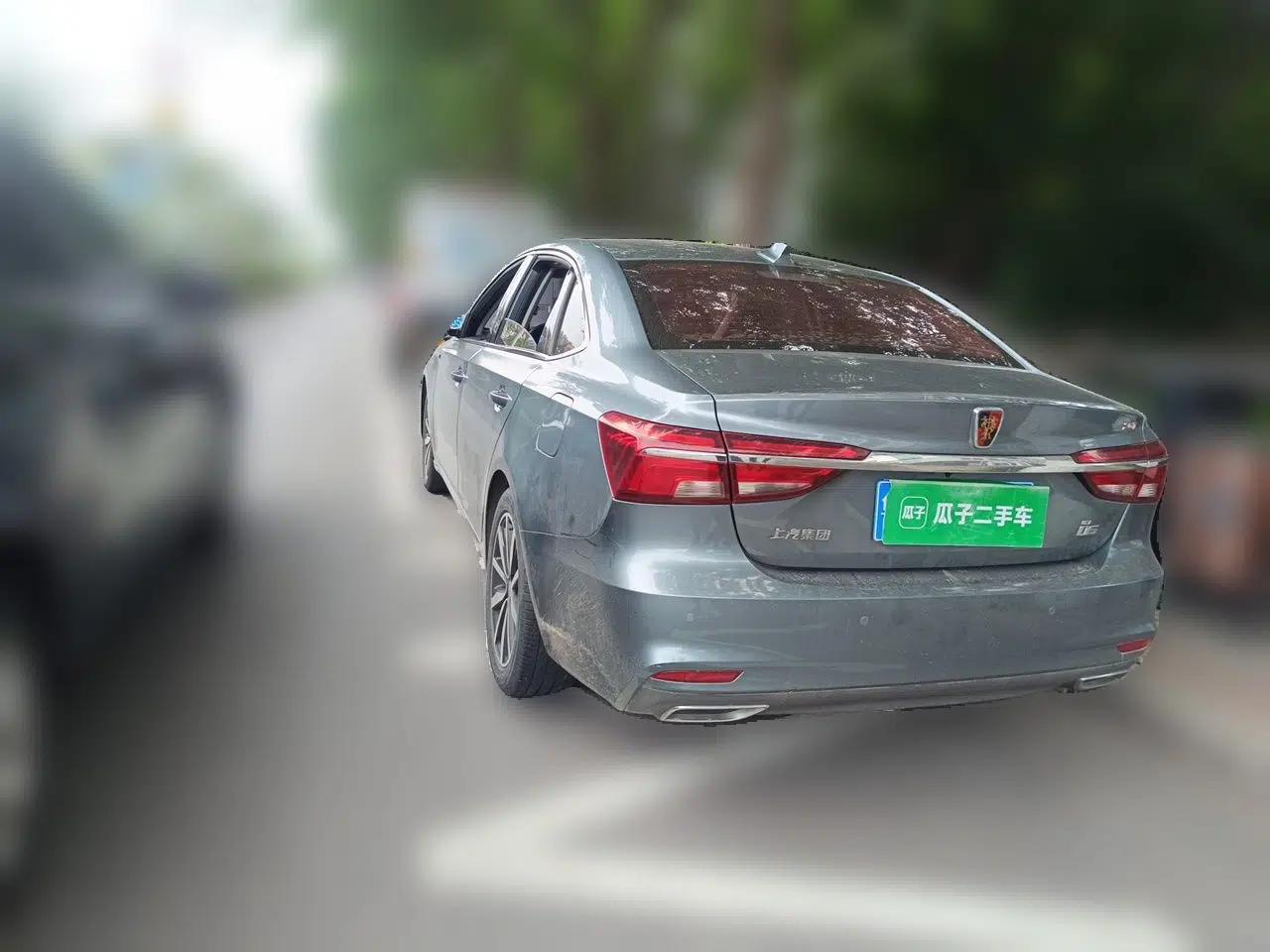 Roewe i6 2017 20T Automatic Internet ZhiZun Edition — миниатюра 4