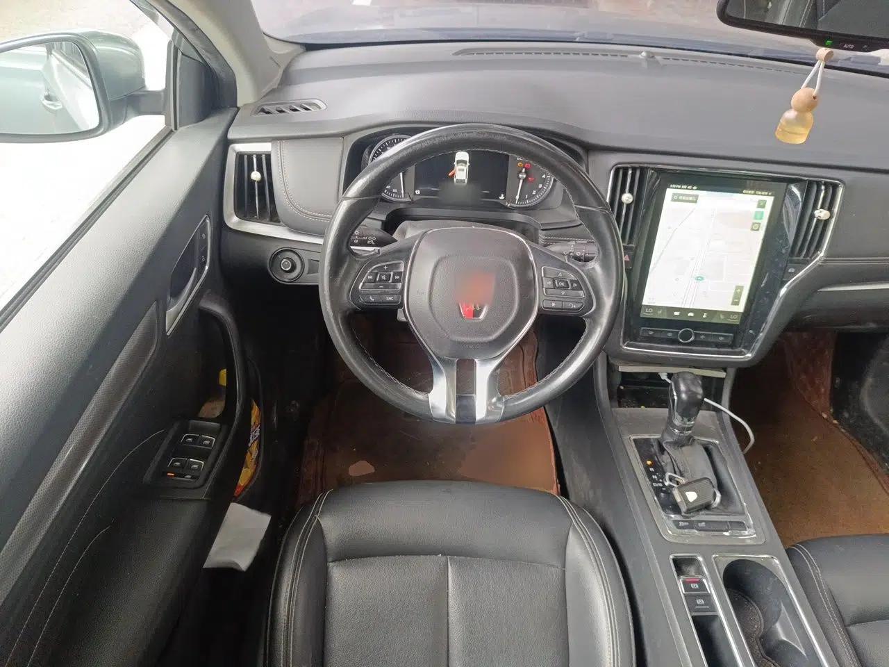 Roewe i6 2017 20T Automatic Internet ZhiZun Edition — миниатюра 10