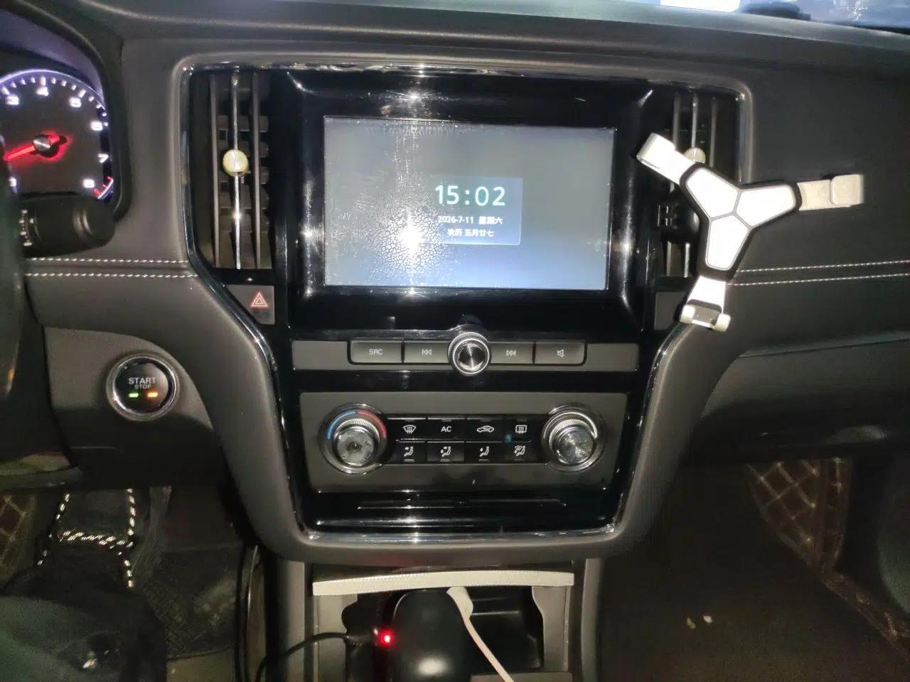Roewe i6 2017 20T Automatic Flagship Edition — миниатюра 13
