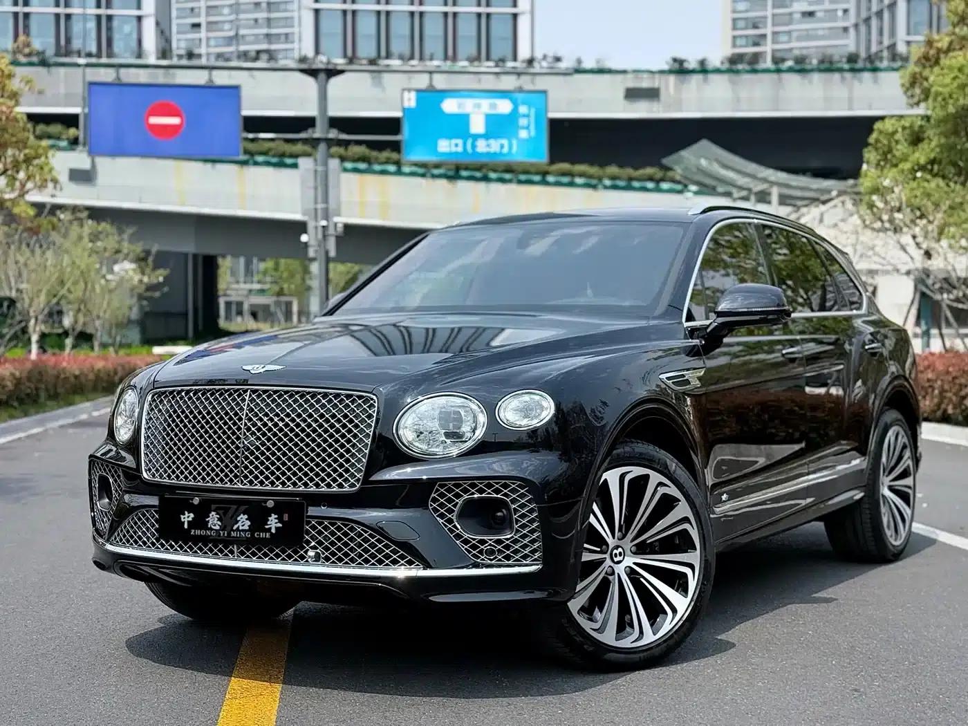 Bentayga 2021 4.0T V8 — миниатюра 1