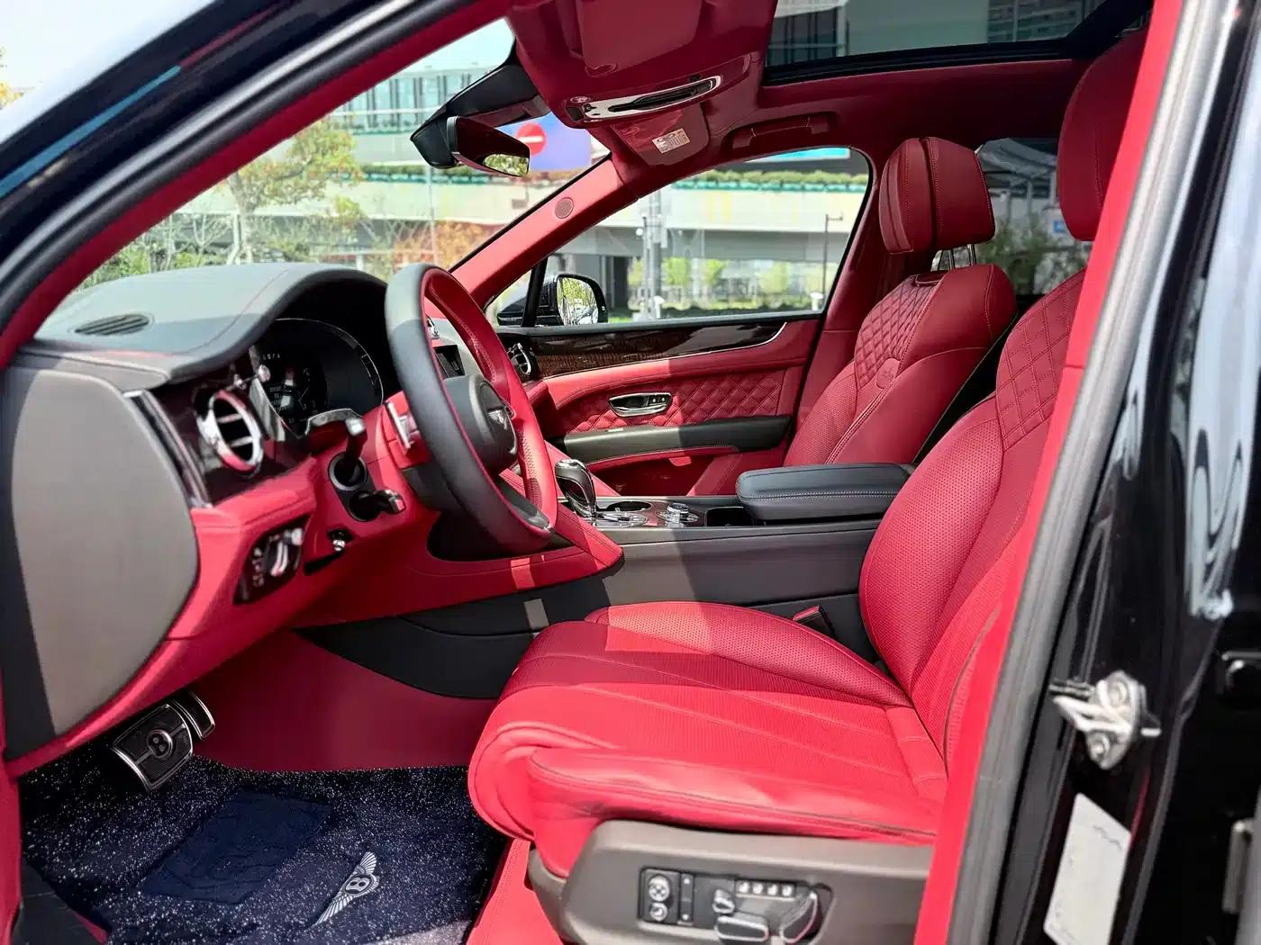 Bentayga 2021 4.0T V8 — миниатюра 12