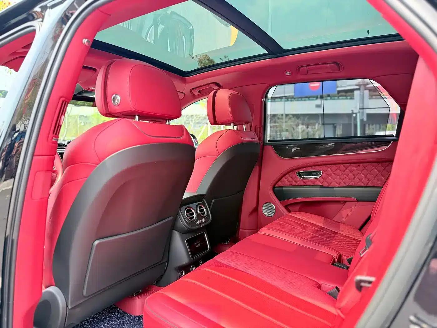 Bentayga 2021 4.0T V8 — миниатюра 15