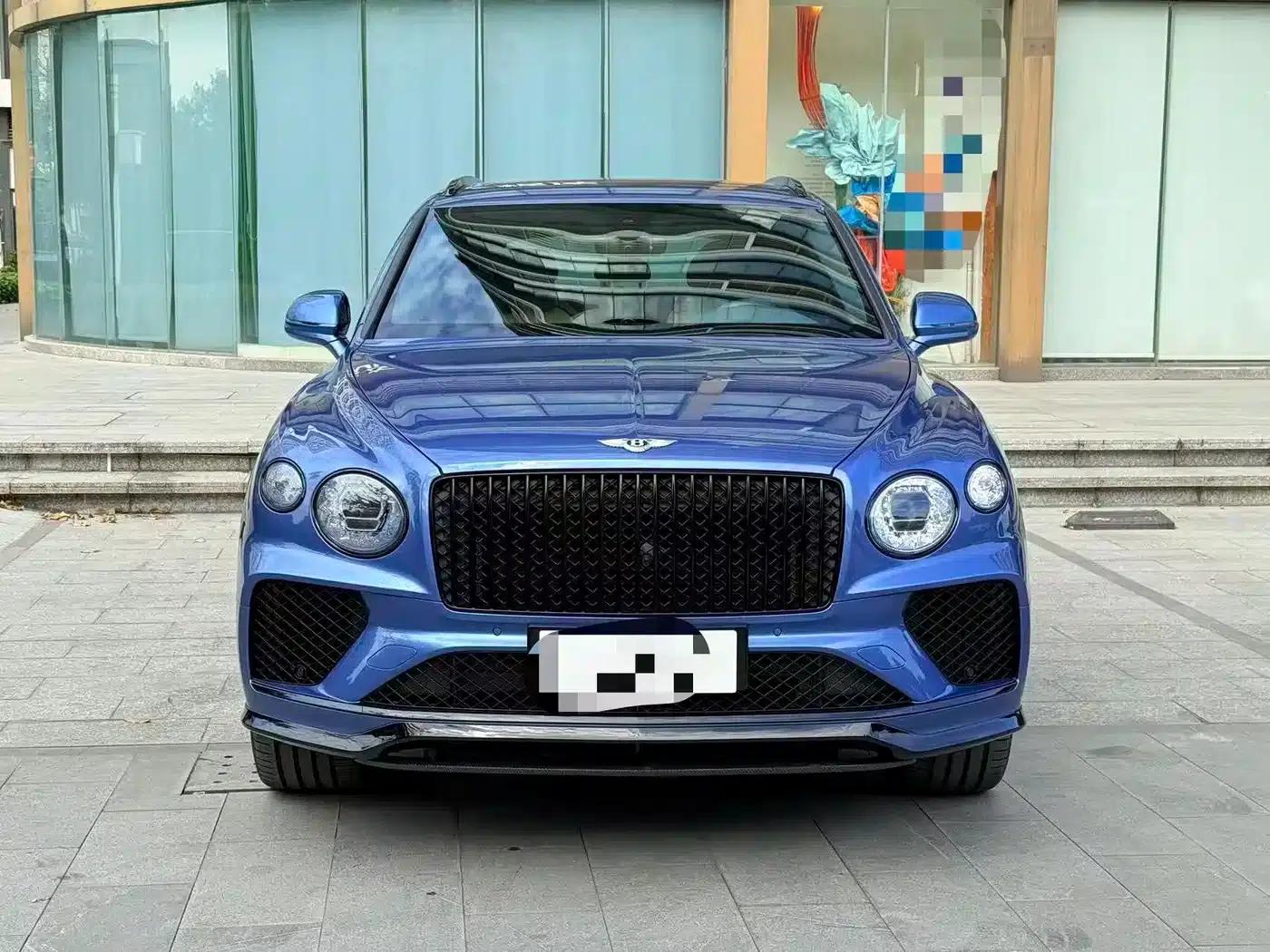 Bentayga 2022 4.0T V8 — миниатюра 2