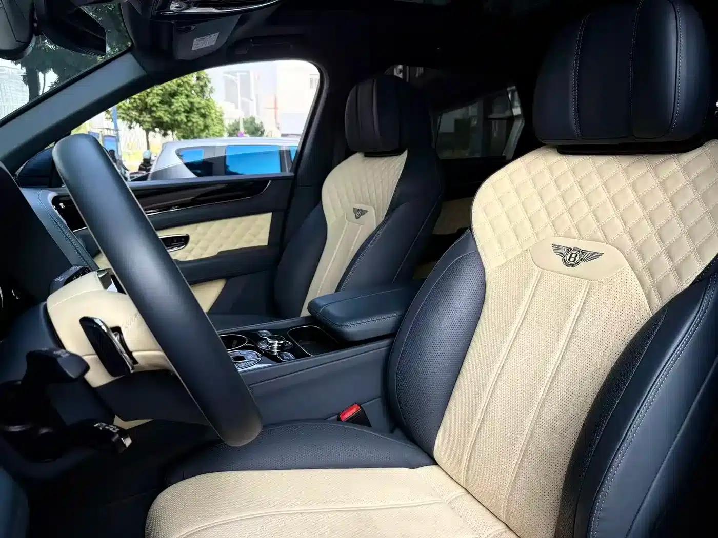 Bentayga 2022 4.0T V8 — миниатюра 5