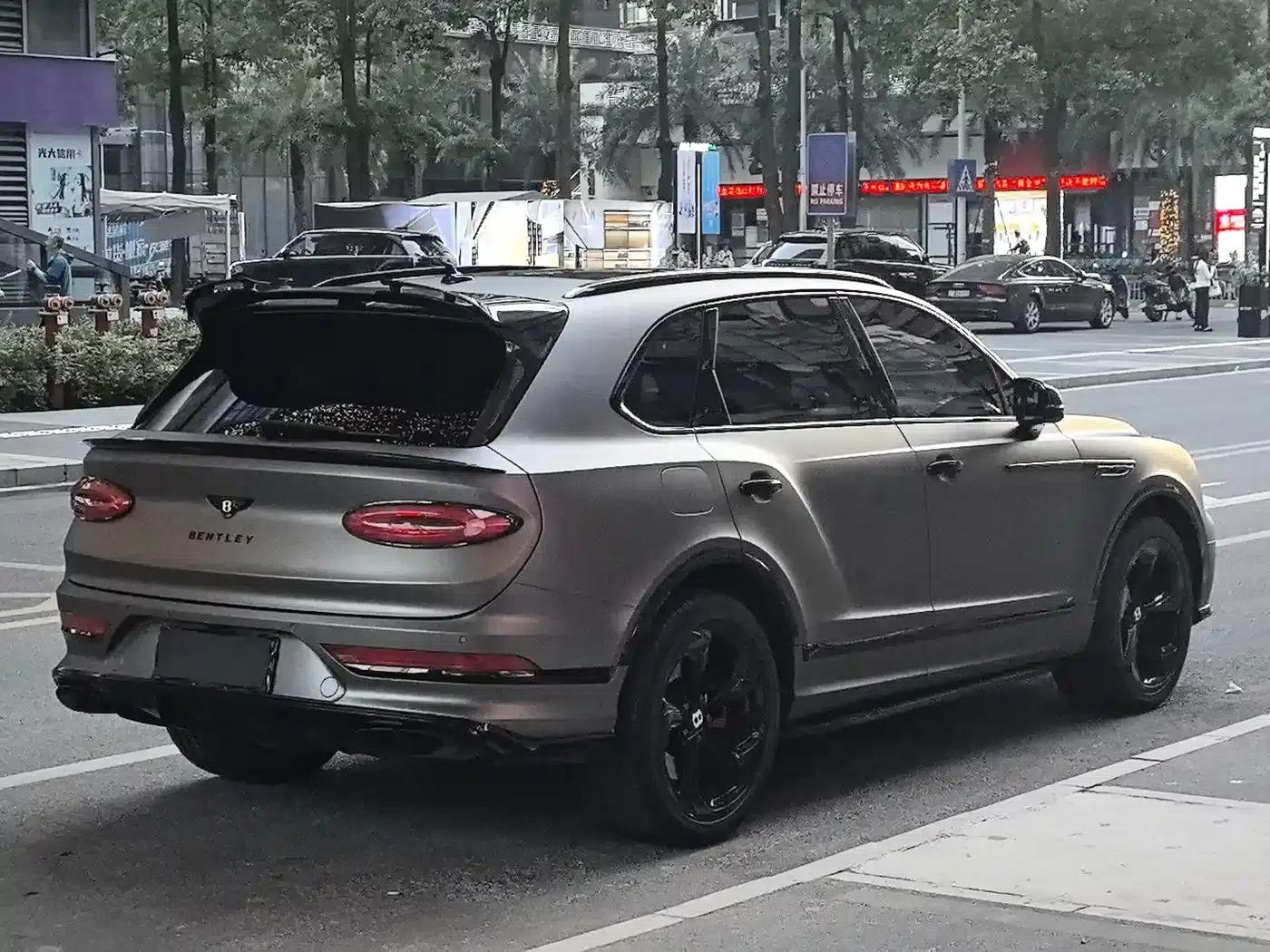 Bentayga 2022 4.0T V8 — миниатюра 8