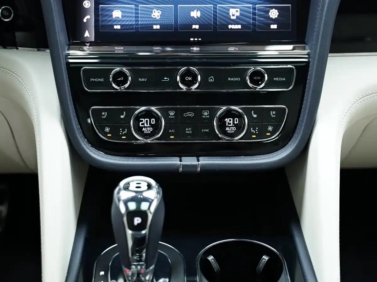 Bentayga 2021 4.0T V8 — миниатюра 11