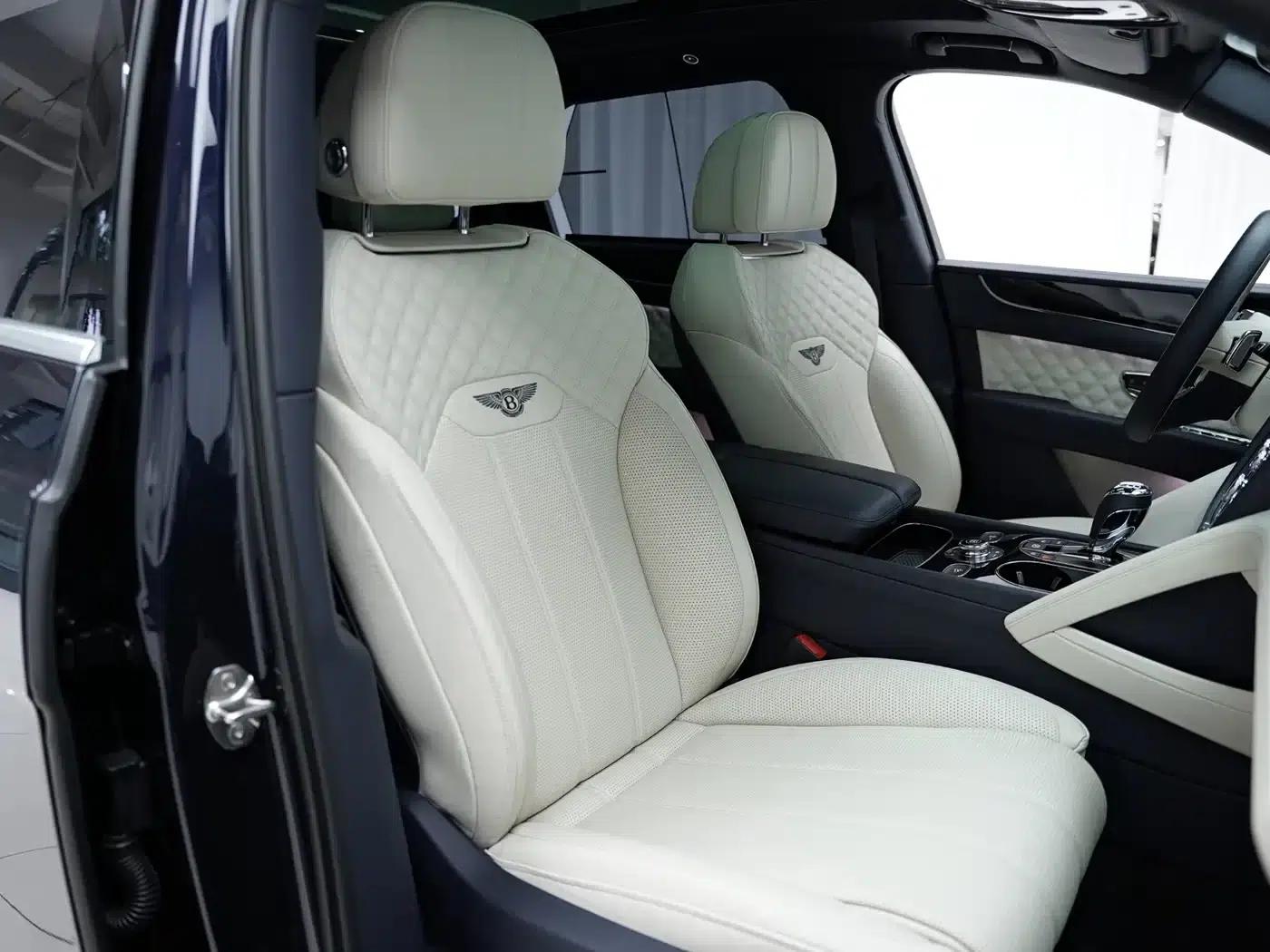 Bentayga 2021 4.0T V8 — миниатюра 12