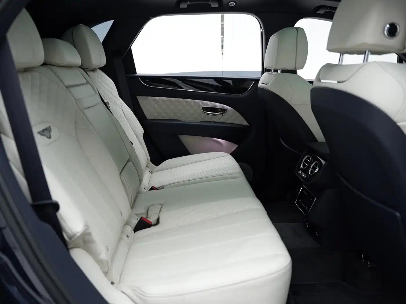 Bentayga 2021 4.0T V8 — миниатюра 13